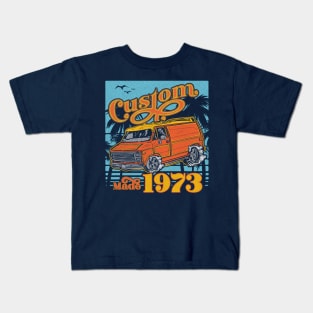 Retro Van Custom Made 1973 Dad's Birthday Vintage Kids T-Shirt